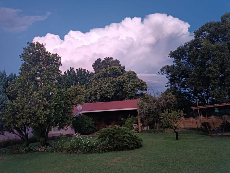 5 Bedroom Property for Sale in Parys Free State